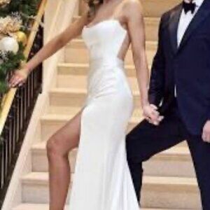 Ines Di Santo Margot Gown size 14 NWT